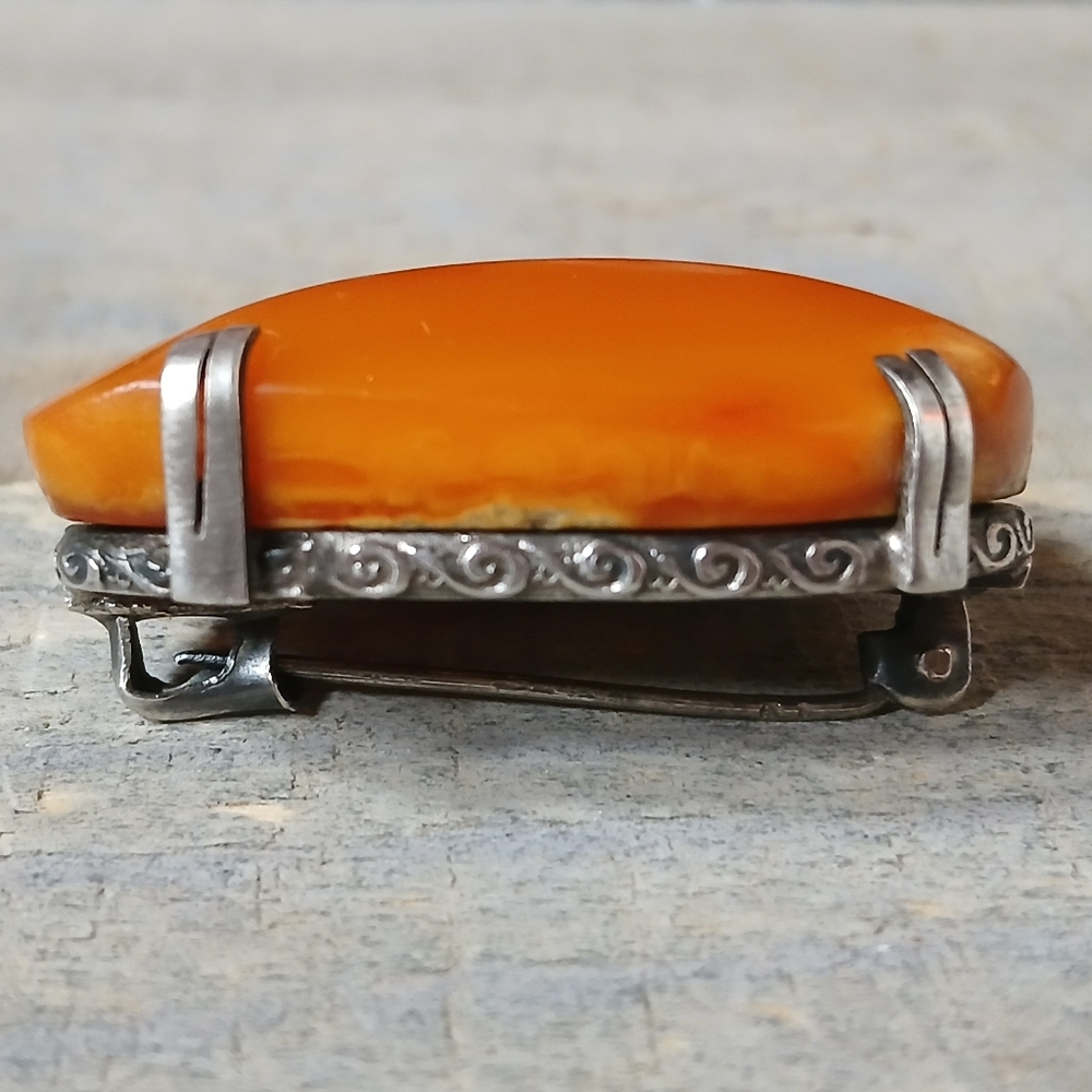 Antique .999 Silver Natural Butterscotch Egg Yolk Baltic Amber Brooch Pin Marked - Picture 8 of 16